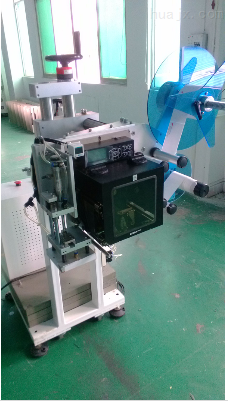 XRH-TBS-301实时打印贴标机 按需定制，赋能高效生产线